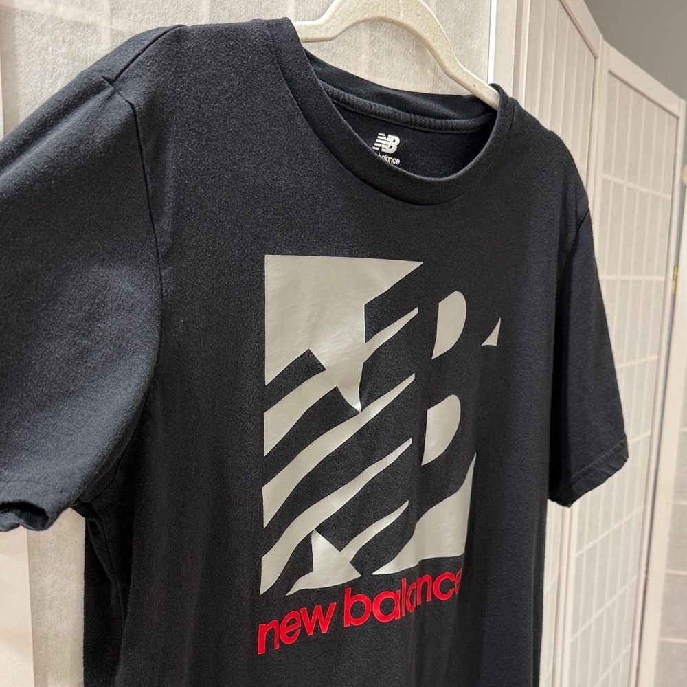 New Balance Black Tee with Gray and Red Logo - Picture 4 of 5